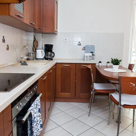 Lovely Apt In Peristeri เอเธนส์ ภายนอก รูปภาพ