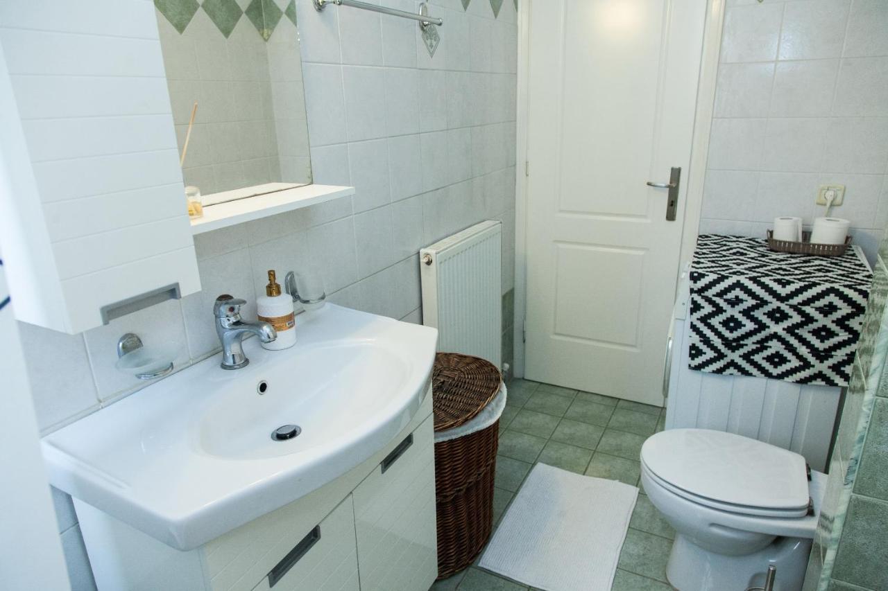 Lovely Apt In Peristeri เอเธนส์ ภายนอก รูปภาพ