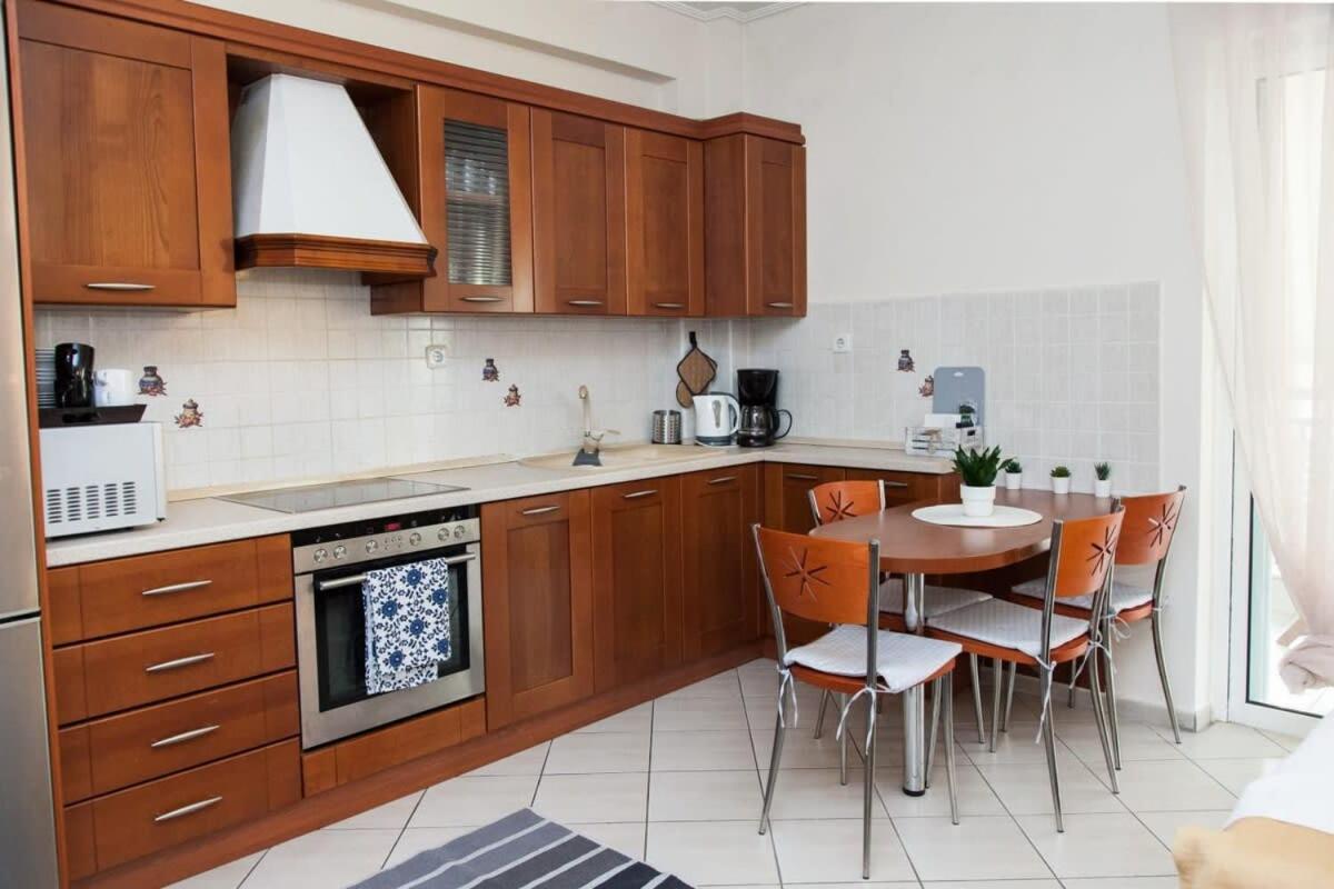 Lovely Apt In Peristeri เอเธนส์ ภายนอก รูปภาพ