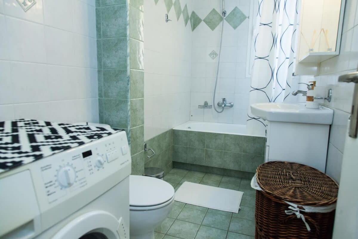 Lovely Apt In Peristeri เอเธนส์ ภายนอก รูปภาพ